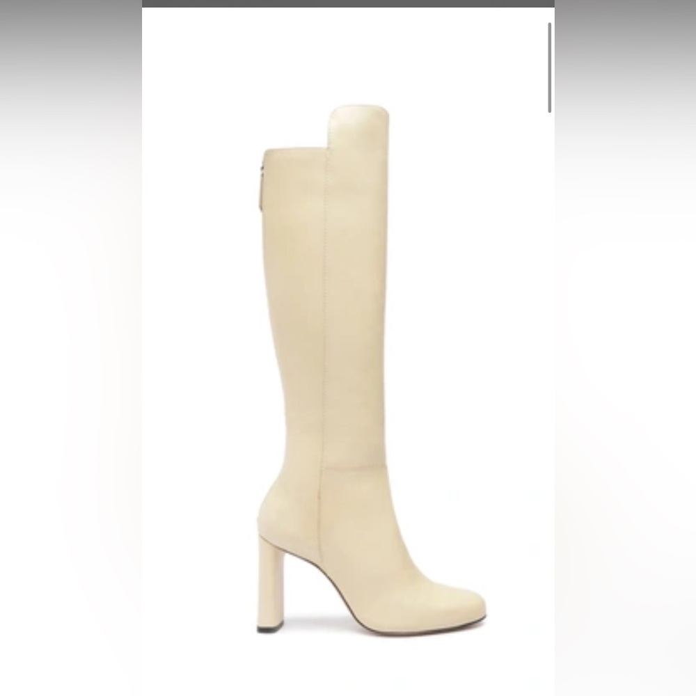 Never worn Schutz Etienne Eggshell boots